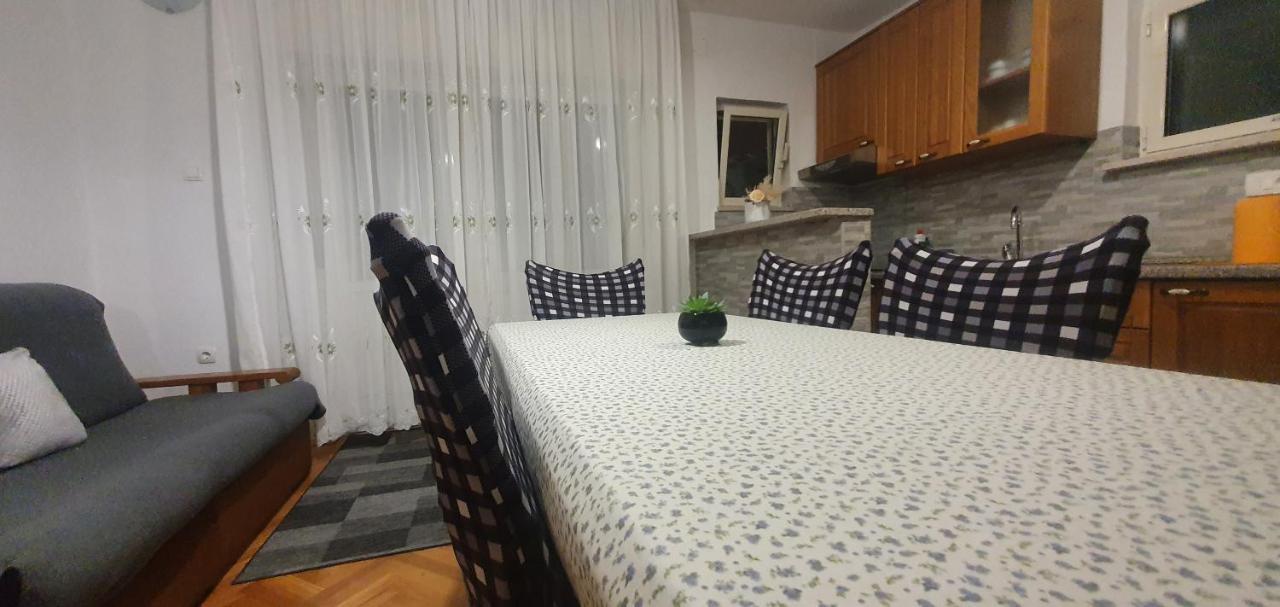 Apartmani Matea Trogir Exterior foto