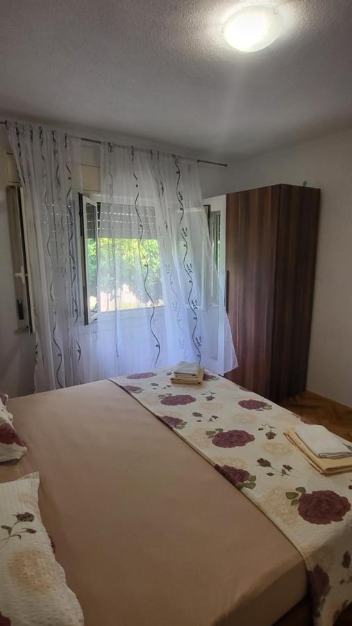 Apartmani Matea Trogir Exterior foto